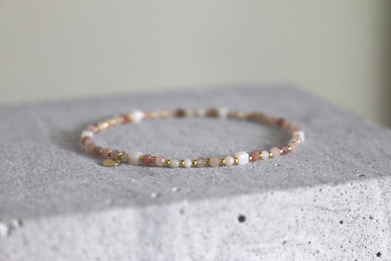Recommended gift for Mother's Day bracelet strawberry crystal pink opal Stone natural stone - good news - - Bracelets - Semi-Precious Stones Pink