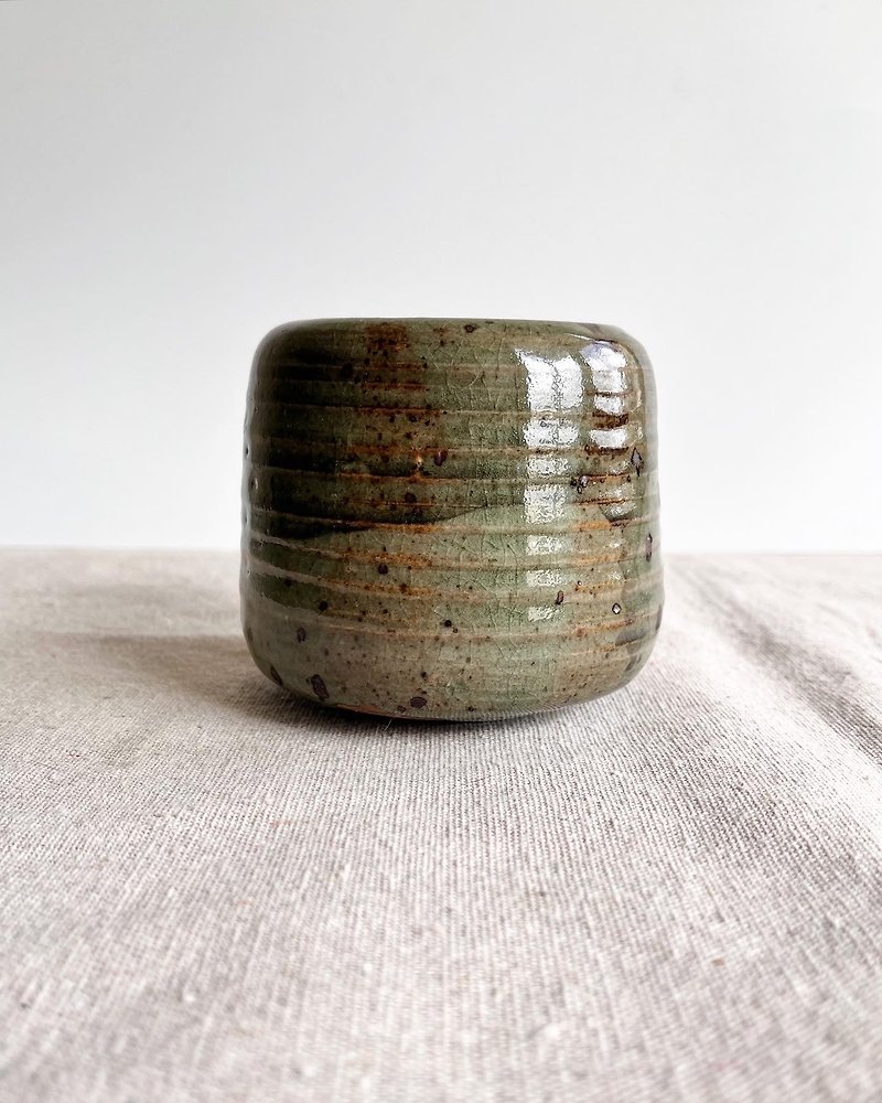 Luwu Potware | Pottery - ตกแต่งต้นไม้ - ดินเผา สีเขียว