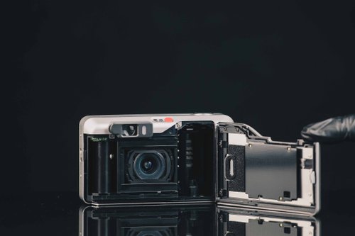 FUJIFILM コンパクトフィルムカメラ Silvi 1300 Silvi 1300 | 富士フイルム