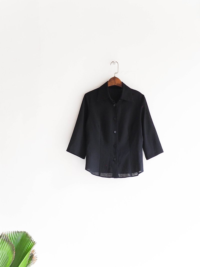 Wakayama pure black plain elegant girl antique silk thin material blouse jacket dustcoat - เสื้อแจ็คเก็ต - ผ้าฝ้าย/ผ้าลินิน สีดำ
