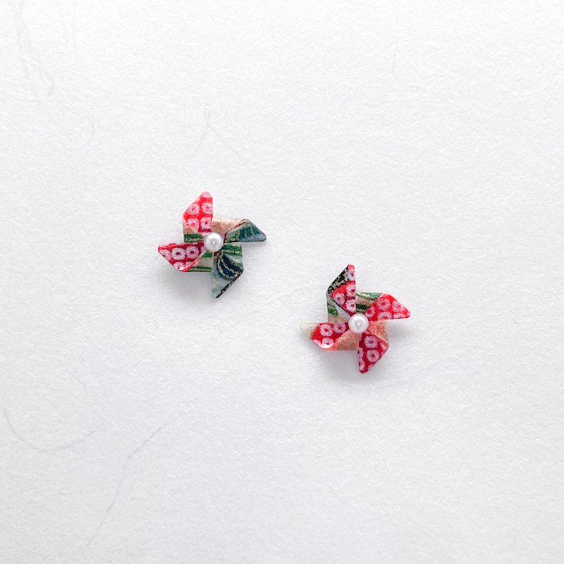 Chearrings | Origami Japanese Paper Handmade Origami Windmill Earrings | Style W001 - ต่างหู - กระดาษ สีดำ