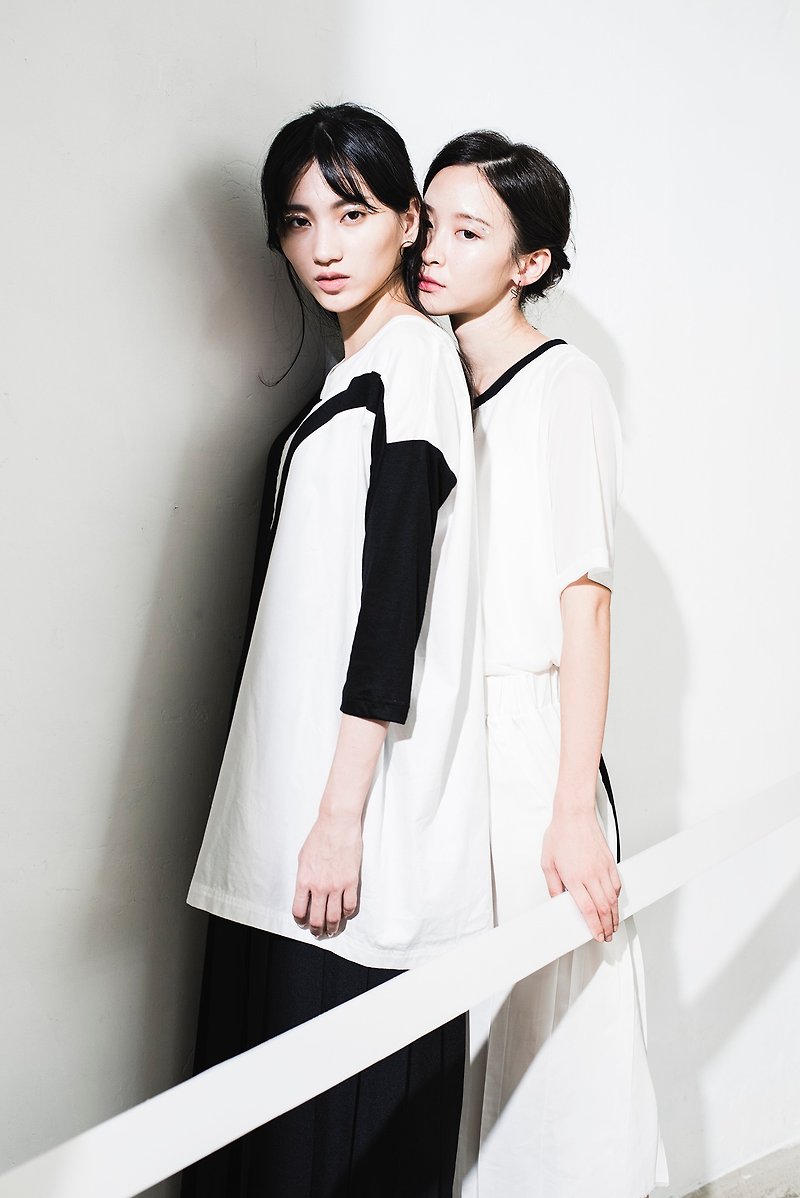 JUBY CHIU / 黑色窗框白色線條 純棉上衣 - 女上衣/長袖上衣 - 其他材質 白色