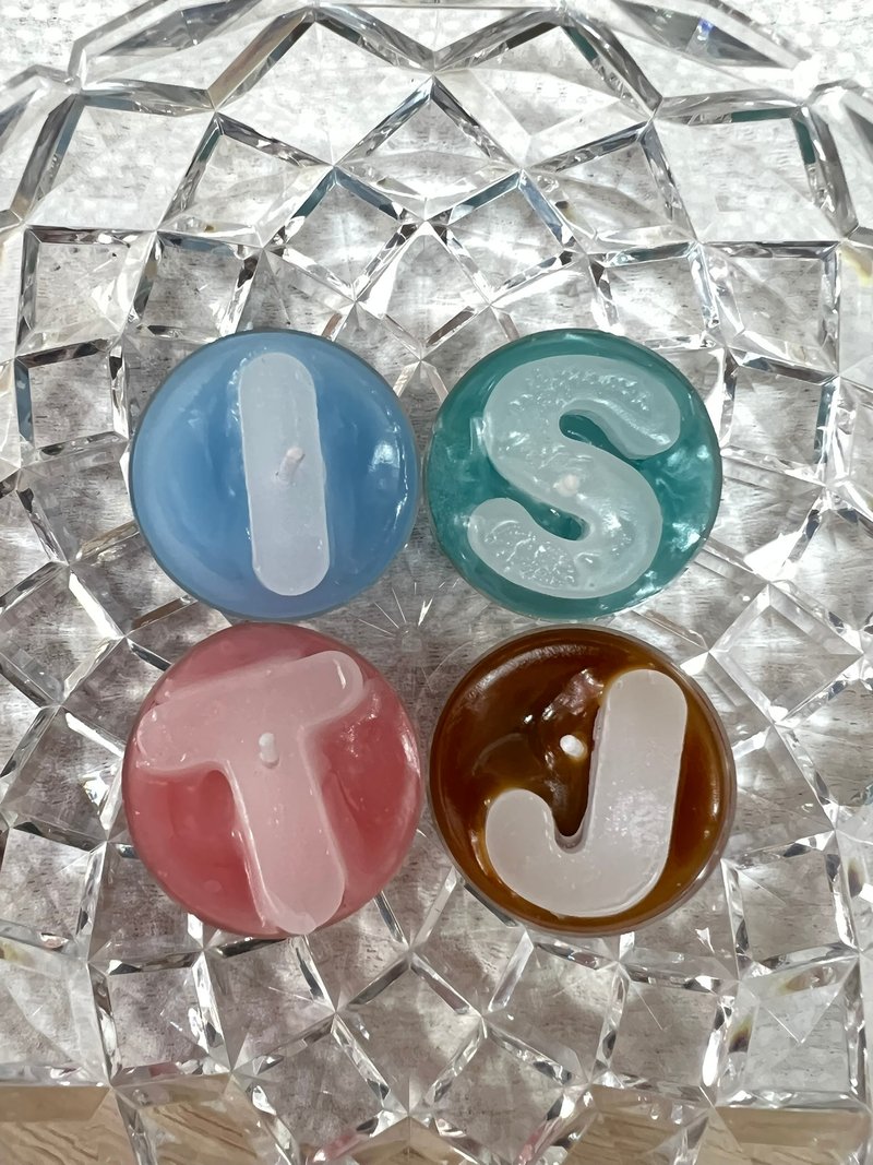 MBTI 茶蠟 小禮物 - 香氛/精油/擴香 - 其他材質 多色