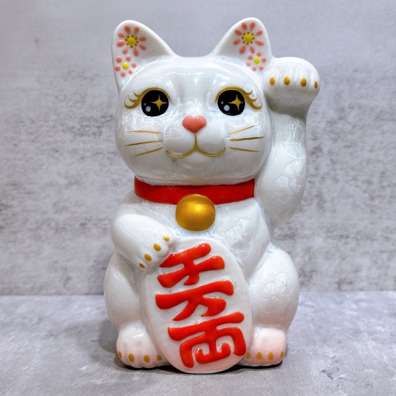 【千福盈門】日本清水燒招財貓 | 花結晶 桃白 千万両 左 - 擺飾/家飾品 - 瓷 白色