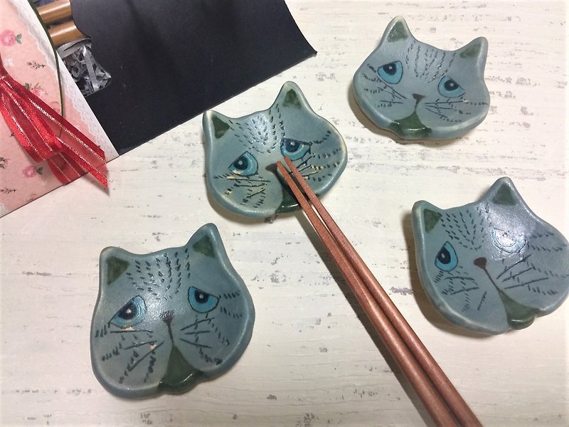 陶 筷子/筷架 灰色 - 囧眼喵造型醬碟筷架_陶器筷架