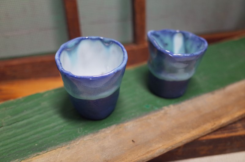 溶化 Melt (藍白小酒杯#1) - 花瓶/陶器 - 陶 藍色