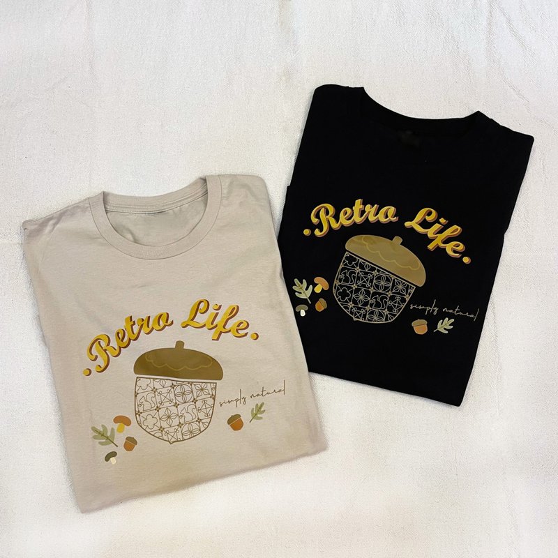 【Senzhihai】simply natural iron window flower art design round neck T-shirt/acorn squirrel - เสื้อยืดผู้หญิง - ผ้าฝ้าย/ผ้าลินิน สีเทา