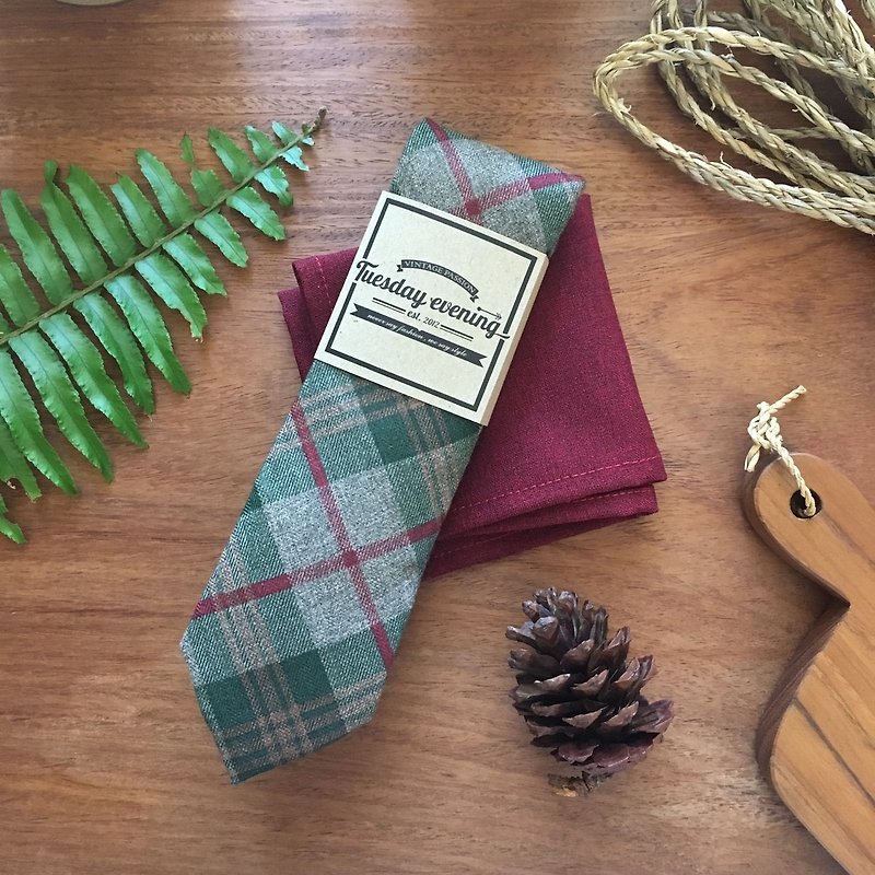 Christmas Tie Set - Green Tartan - เนคไท/ที่หนีบเนคไท - ผ้าฝ้าย/ผ้าลินิน สีเขียว
