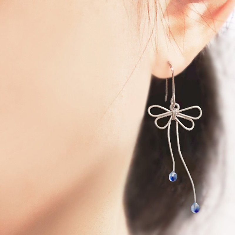 Flying Bows Pure Silver Earrings / Ear Needles / Earrings (One Pair) ~ Crystal Babylon Blue - ต่างหู - วัสดุอื่นๆ สีน้ำเงิน
