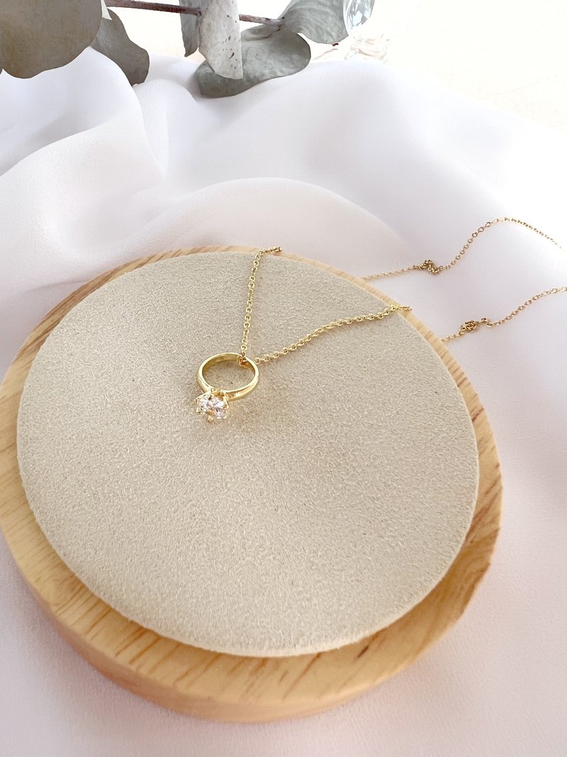 【Delicate Gift Box】Zircon ring necklace 18KGF-Will you? - สร้อยคอ - โลหะ สีทอง