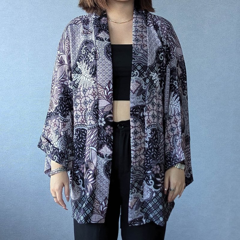 NAKURA Batik Kimono Outer - Light Violet - NAK009 - เสื้อแจ็คเก็ต - ผ้าฝ้าย/ผ้าลินิน สีม่วง