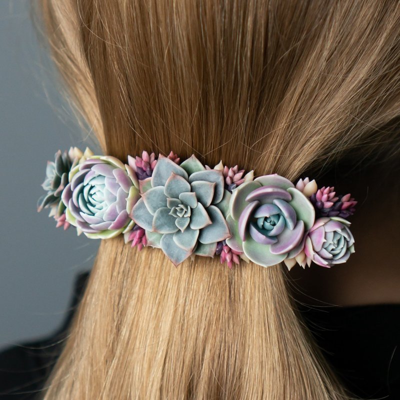 Hair barrette with succulents in smoky shades - 髮圈/髮夾 - 其他材質 