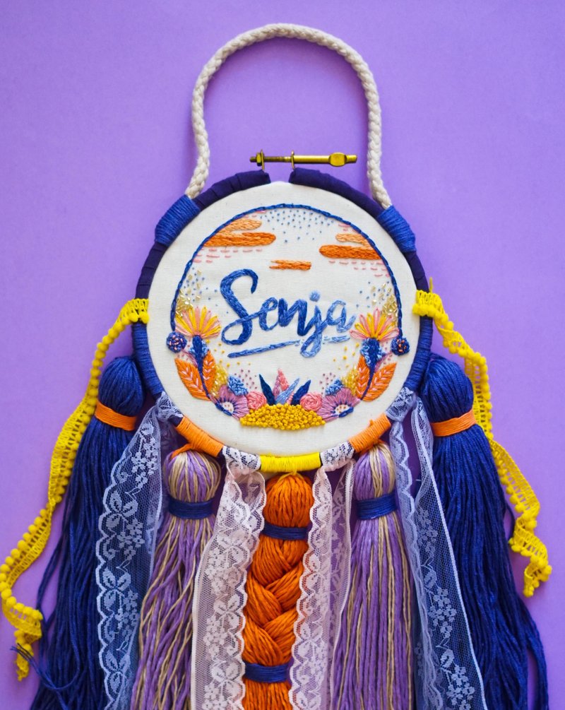 'Solveig'Hand embroidered wall decor - 擺飾/家飾品 - 棉．麻 橘色