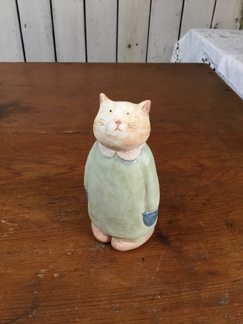 Pottery/looking up - Stuffed Dolls & Figurines - Pottery Green