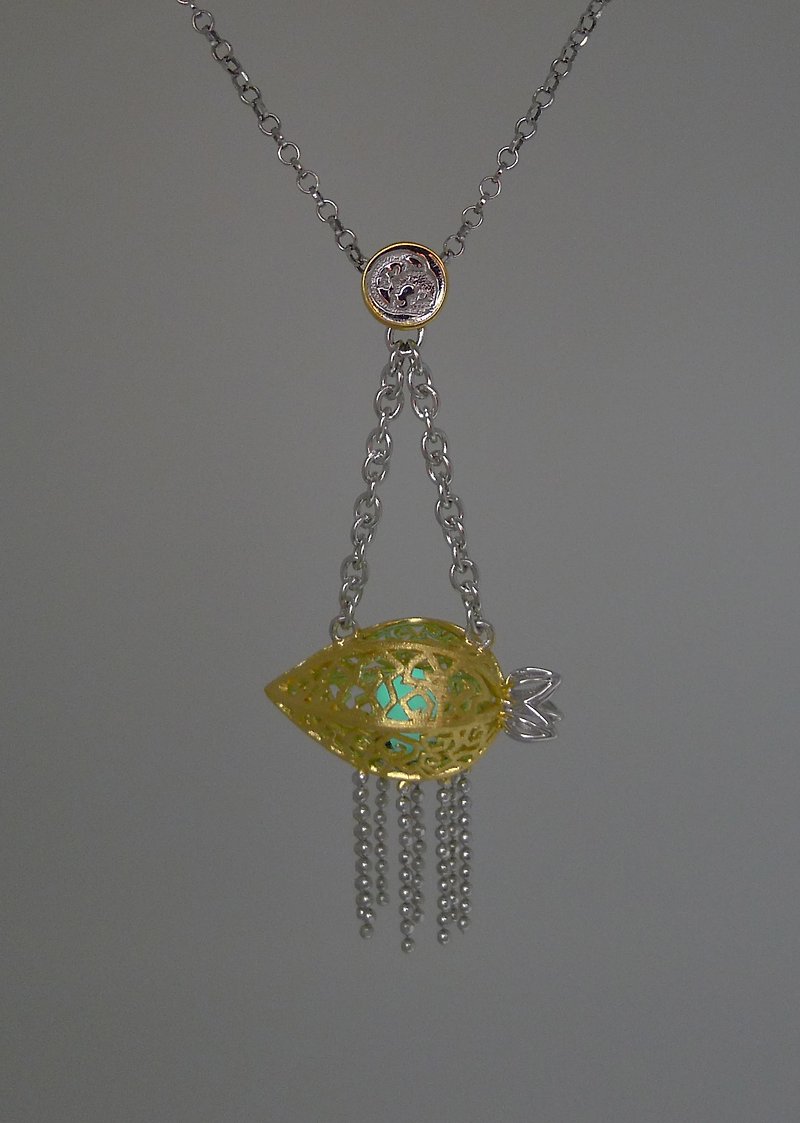 HK083~ 925 Silver Starfruit Lantern Pendant with 18 inches Silver Necklace - สร้อยติดคอ - เงิน สีเหลือง