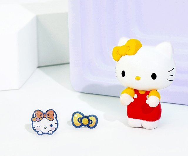 追跡有★Sanrio 台湾限定 50周年記念 ハローキティ ハートピアス ハローキティ50周年 The Future in Our Eyes｜サンリオ