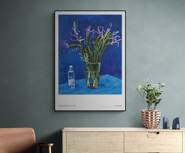 額装品/Iris With Evian Bottle/デビット ホックニー Shop David Hockney - Irish With Evian Bottle - Louisiana