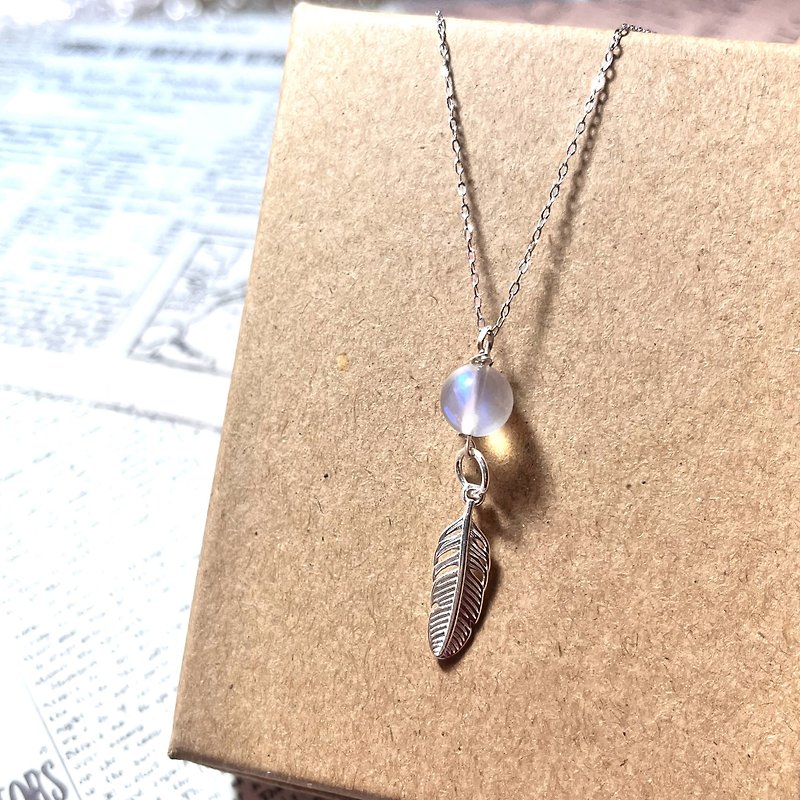 [Crooked West Crystal] April Birthstone Necklace | Blue Halo Moonstone Crystal x9 Feather Necklace - Necklaces - Gemstone Blue