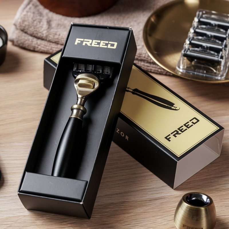 【FREED】古銅系列 - 五刀式刮鬍刀 - 極致黑 客製化刻字 生日 - 男性保養/清潔/修容工具 - 其他金屬 黑色