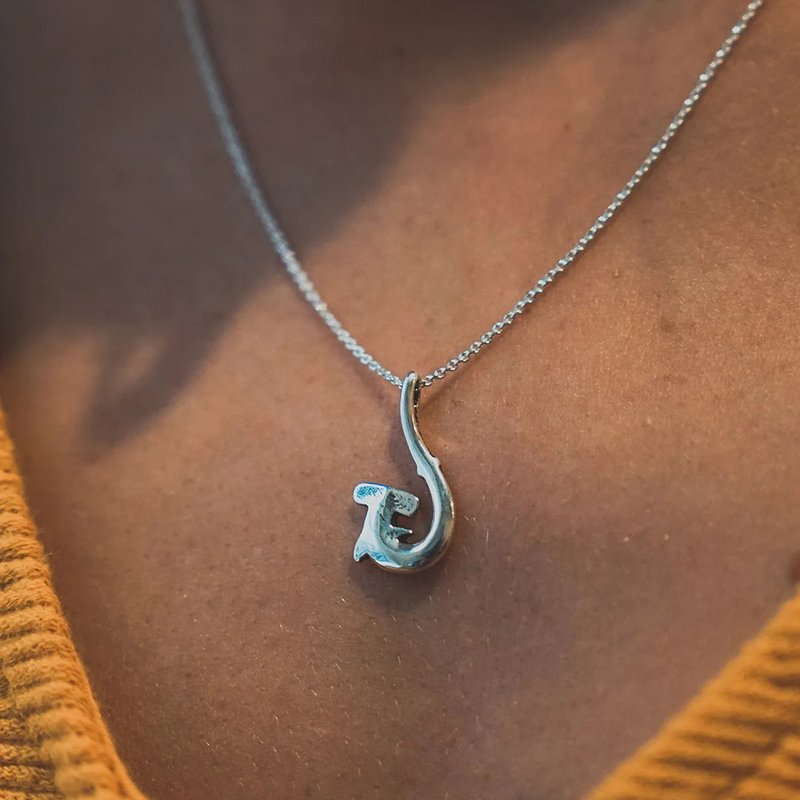 Cape Clasp Sterling Silver Hammerhead Shark Necklace - สร้อยคอ - เงิน 