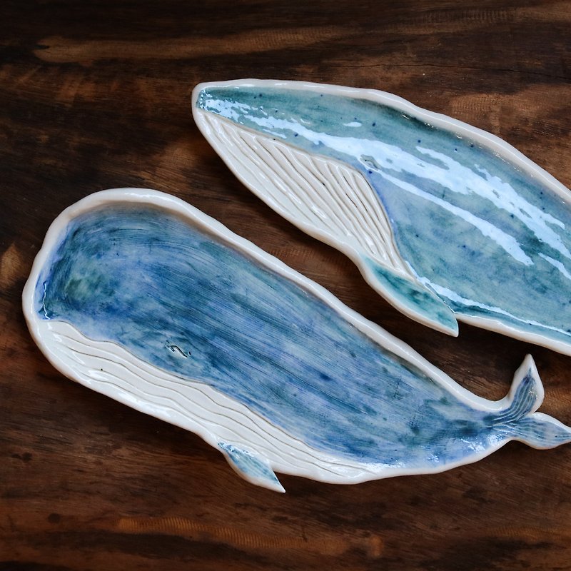 Sperm Whale White Porcelain Dinner Plate - จานและถาด - ดินเผา ขาว
