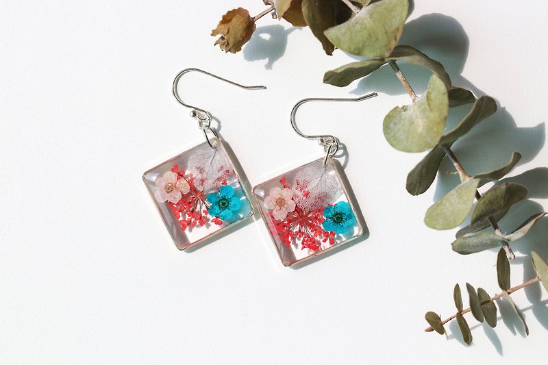 Retro Red - flowers earring - Earrings & Clip-ons - Plants & Flowers Red