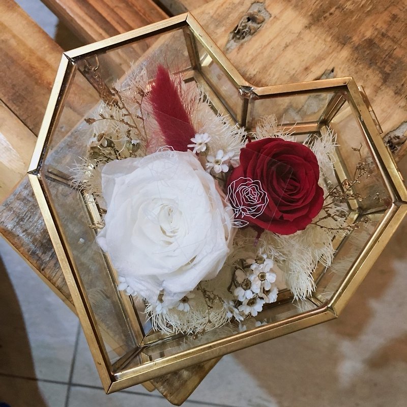 Love Glass Everlasting Flower Box [Childhood Memory] - Everlasting Flower / Dry Flower / Birthday Flower Ceremony - Dried Flowers & Bouquets - Plants & Flowers Red