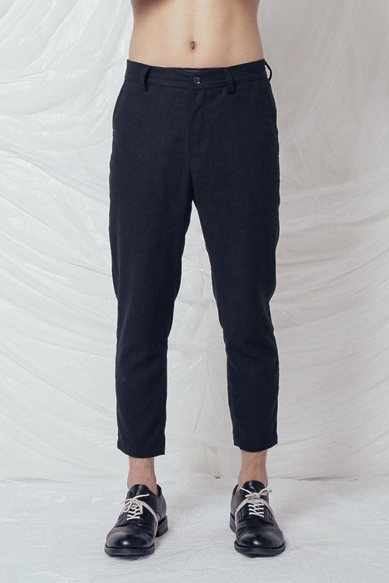 デザイナーメンズ綿リネン倫9つのパンツ低い股のズボンの足カジュアルパンツ日本のレトロなスタイルのカスタムモデル - パンツ メンズ - コットン・麻 ブラック