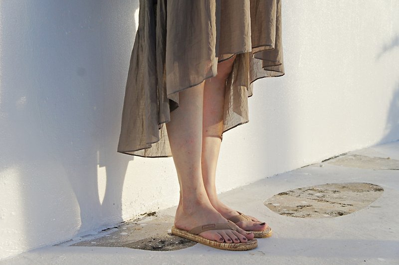 FYE- Eco-friendly slippers (100% recycle friendly, durable)  - รองเท้ารัดส้น - วัสดุอีโค สีกากี