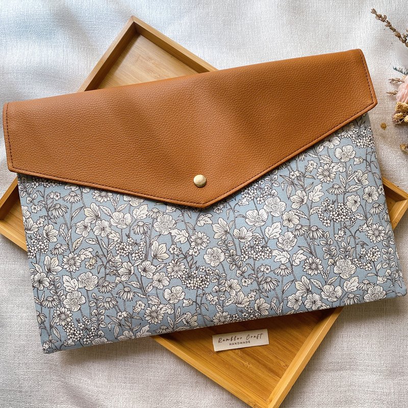 IPad Macbook Tablet Case Storage Bag Light Blue Flower Full Style - Laptop Bags - Cotton & Hemp 