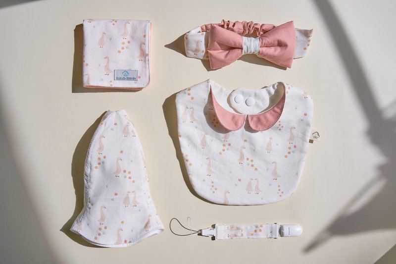 Geely Goose Moon Gift Box Set - Baby Gift Sets - Cotton & Hemp Pink