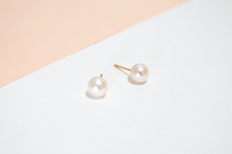 正圓淡水珍珠純銀耳環  | 珍珠系列 - 耳環/耳夾 - 其他金屬 白色