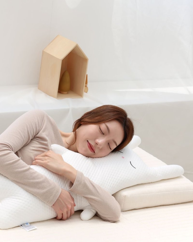 ZAMZAM | Tsunooga冰羽紗 涼感睡覺抱枕 -兔兔 (日本冰絲) - 枕頭/抱枕 - 其他人造纖維 