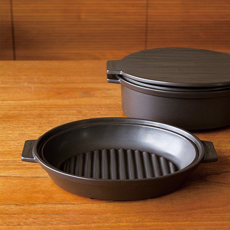 Japan Hase Garden Iga-yaki Multifunctional BBQ Pot (for 1-2 people) - Pots & Pans - Pottery Black