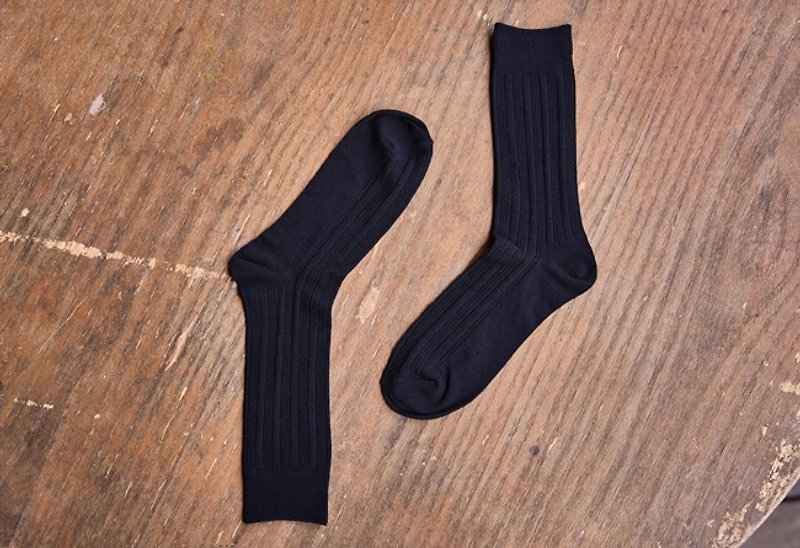 Lin Guoliang Spandex Basic Rib Gentleman Socks Black - ถุงเท้าข้อกลาง - ผ้าฝ้าย/ผ้าลินิน สีดำ