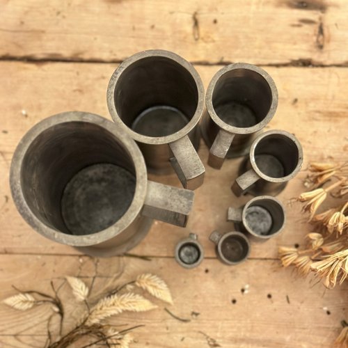 北欧アンティークピューター　送料込! 30531 魅力的なアンティーク ピューター カップ、7 個セット 魅力的な