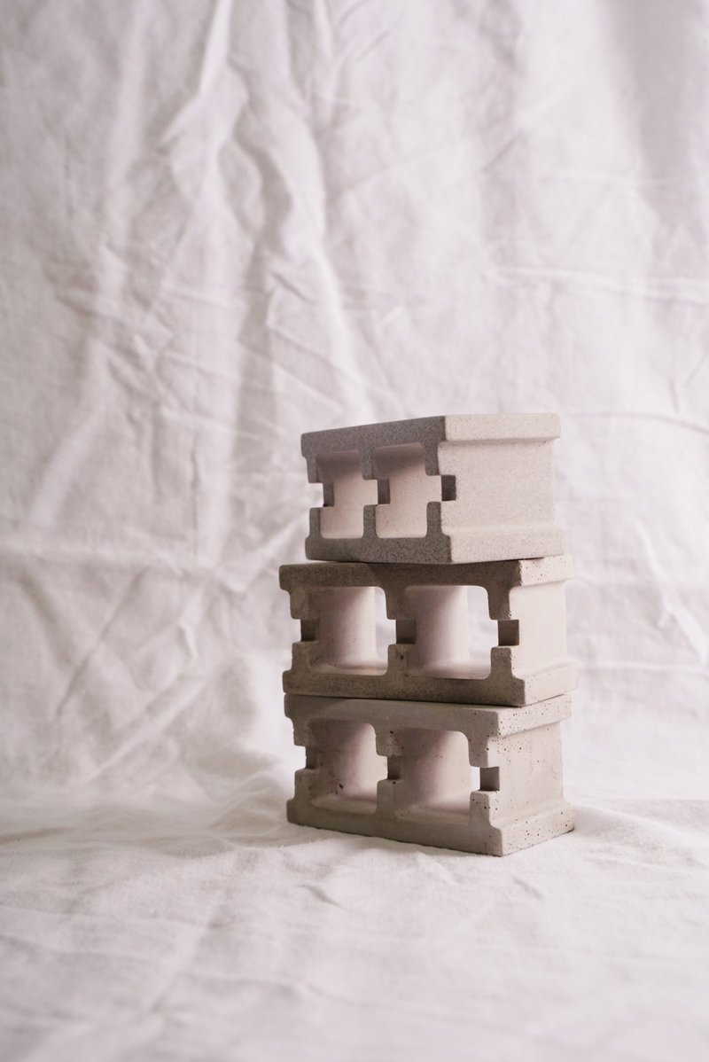 Increase Cement hollow brick - table decoration stationery groceries toothbrush holder father's day gift boyfriend gift - Items for Display - Cement Gray