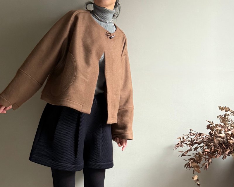 Memory of the Earth/Cocoa Brown double-dyed double-layer wool round neck short jacket/poncho coat WOOL - Women's Casual & Functional Jackets - Wool 