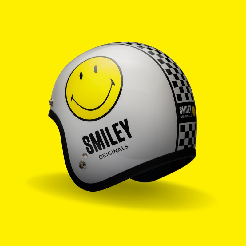 Gallop x SMILEY HELMET Yellow Smiley Collaboration 3/4 Half Cover Hard Hat White - หมวกกันน็อก - วัสดุอื่นๆ 