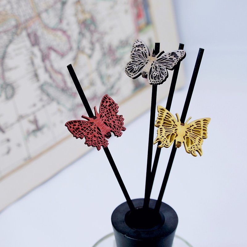 Taiwan Butterfly Series-[Who will pick honey] Diffuser stick - น้ำหอม - ไม้ หลากหลายสี