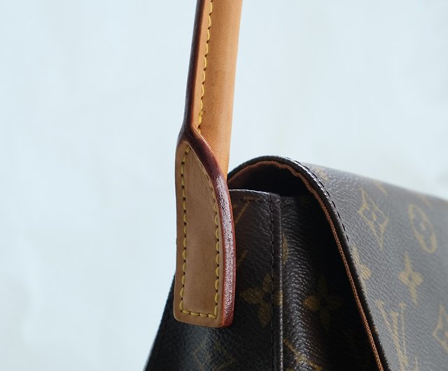Vintage Louis Vuitton Shoulder Bag LV Monogrammed Canvaslv 