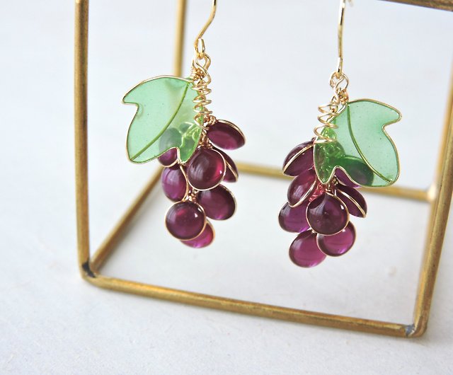 Grape earrings / Clip-On Grape - Shop Lab407 Earrings & Clip-ons - Pinkoi