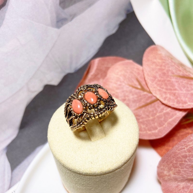 [Western Antique Jewelry] 12.5 Bohemian Textured Carved Orange and Pink Stone Ring - General Rings - Precious Metals Pink