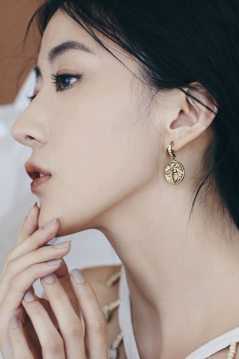 COR-DATE / 蜜蜂錢幣耳環 - 耳環/耳夾/耳骨夾 - 其他材質 