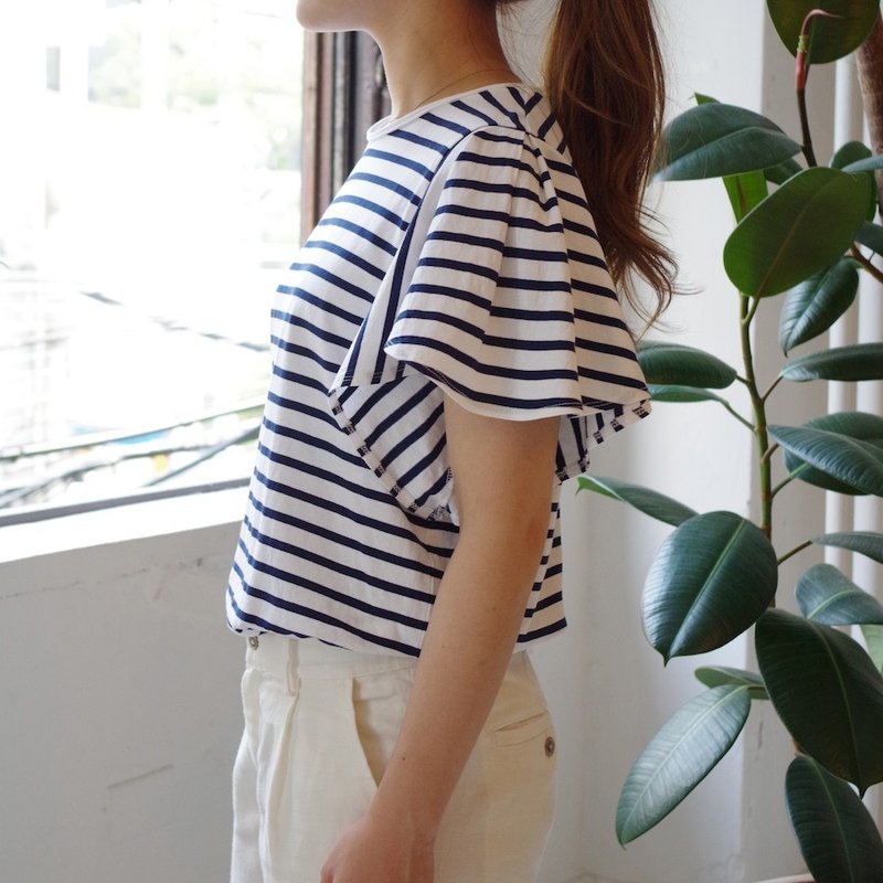 ボーダーフリル袖トップス　navy × white - 女 T 恤 - 棉．麻 藍色