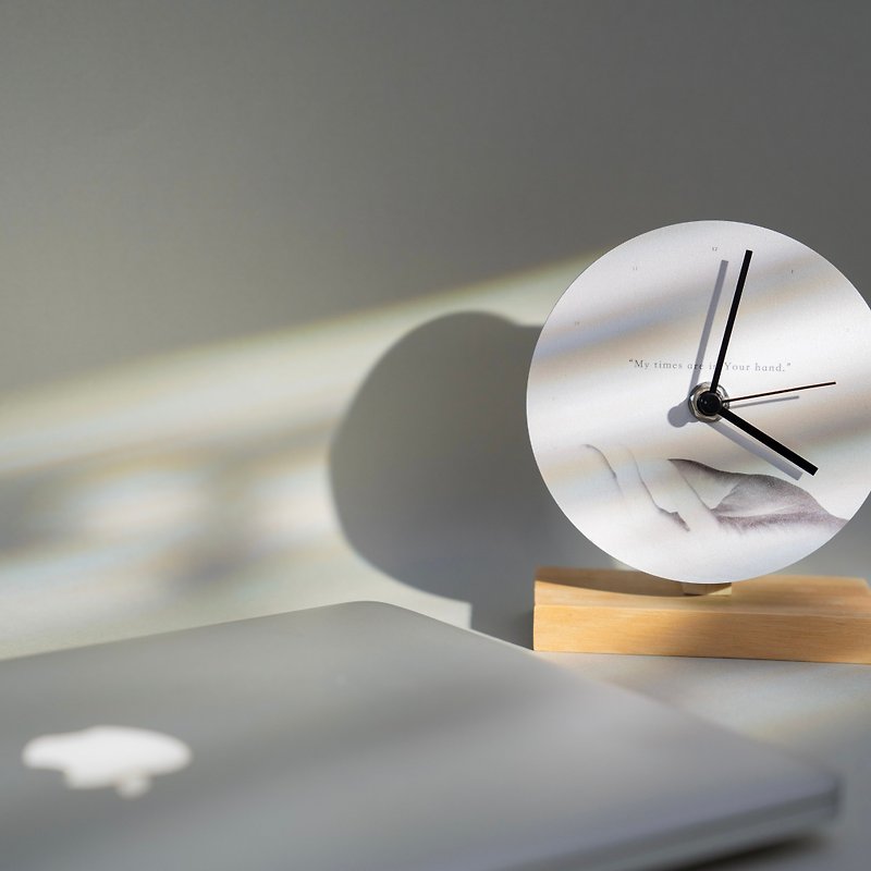 [Office Healing Items] Desktop Small Clock Gospel Bible Design John330 - นาฬิกา - วัสดุอื่นๆ ขาว