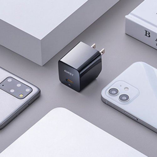 新品　AUKEY　急速充電器　Minima 30w USB Type-C　8個 ヨドバシ.com - オーキー AUKEY Minima 30W PD対応 折りたたみ式
