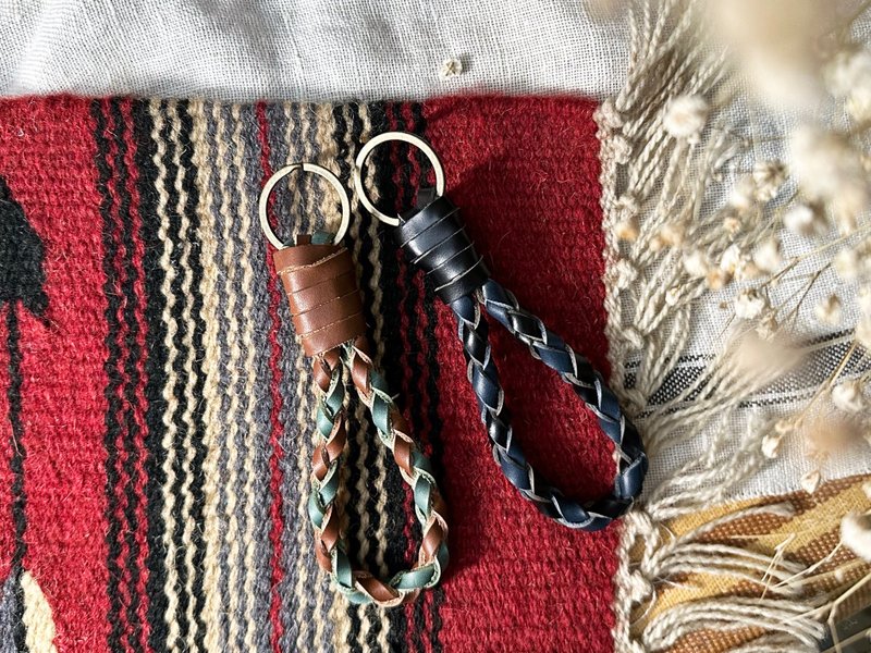 #Finished product manufacturing four-strand color-blocked leather rope keychain handmade key ring hand-woven gift - Keychains - Genuine Leather Multicolor