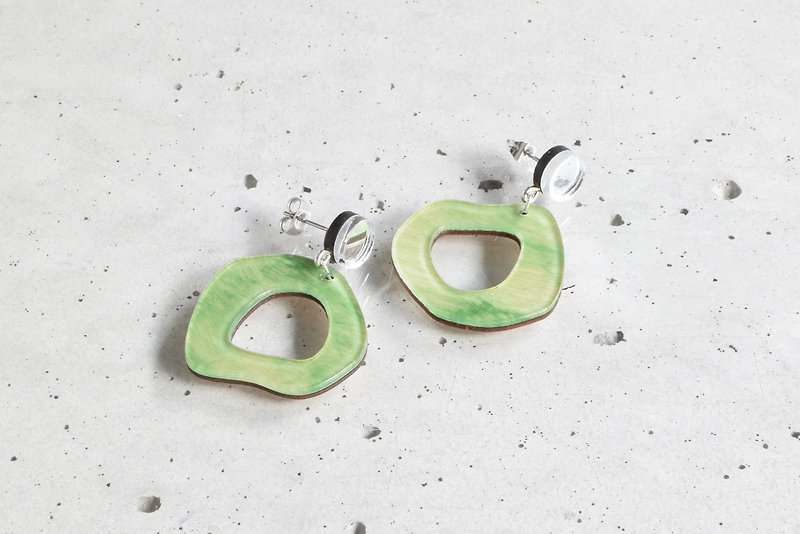 koishi Hall earrings / GREEN - ต่างหู - อะคริลิค สีเขียว