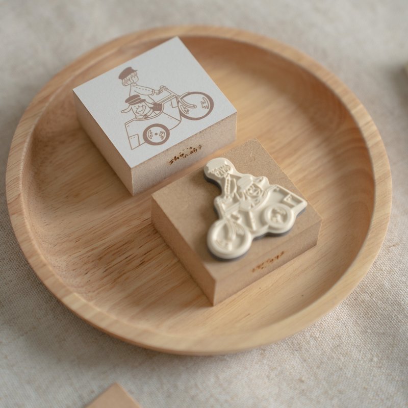 Woof Express Rubber Stamp - 印章/印台 - 橡膠 